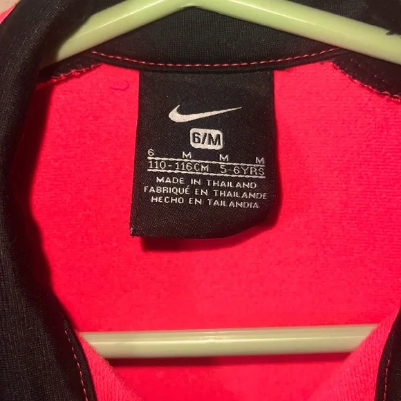 Girl’s Nike Jacket - Picture 3 of 4